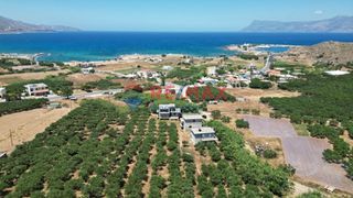 Συγκρότημα διαμερισμάτων 450 τ.μ. για πώληση