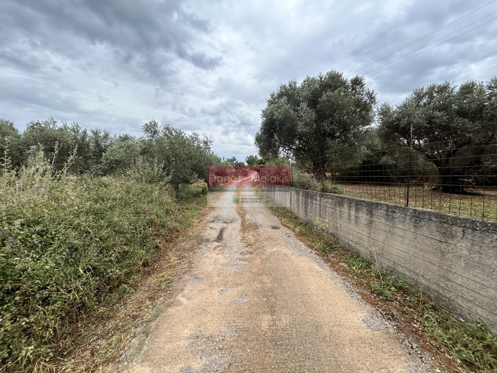 Κτίριο 400 τ.μ. πρός πώληση, Ν. Ρεθύμνου, Ρέθυμνο