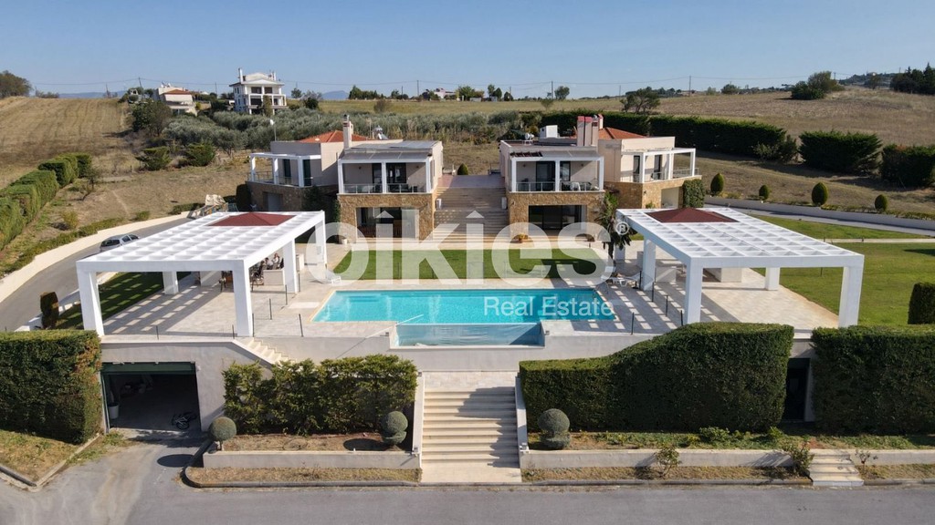 Μονοκατοικία 830 τ.μ. προς πώληση, Τρίλοφο Θέρμης