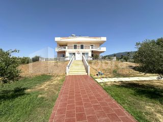 Μονοκατοικία 243 τ.μ. για πώληση, Μεσσηνία, Καλαμάτα-thumb-2