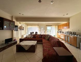 Μονοκατοικία 243 τ.μ. για πώληση, Μεσσηνία, Καλαμάτα-thumb-8