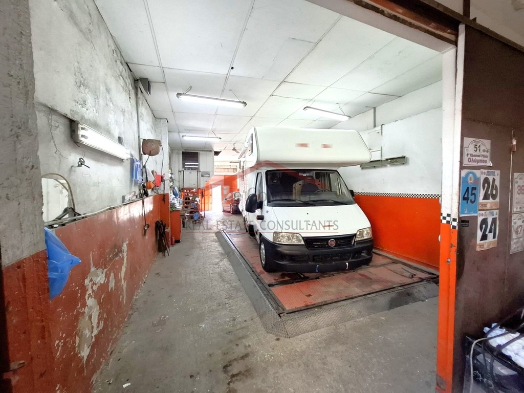 Αποθήκη 300 τ.μ. προς πώληση, Κέντρο Αγίου Ιωάννη Ρέντη