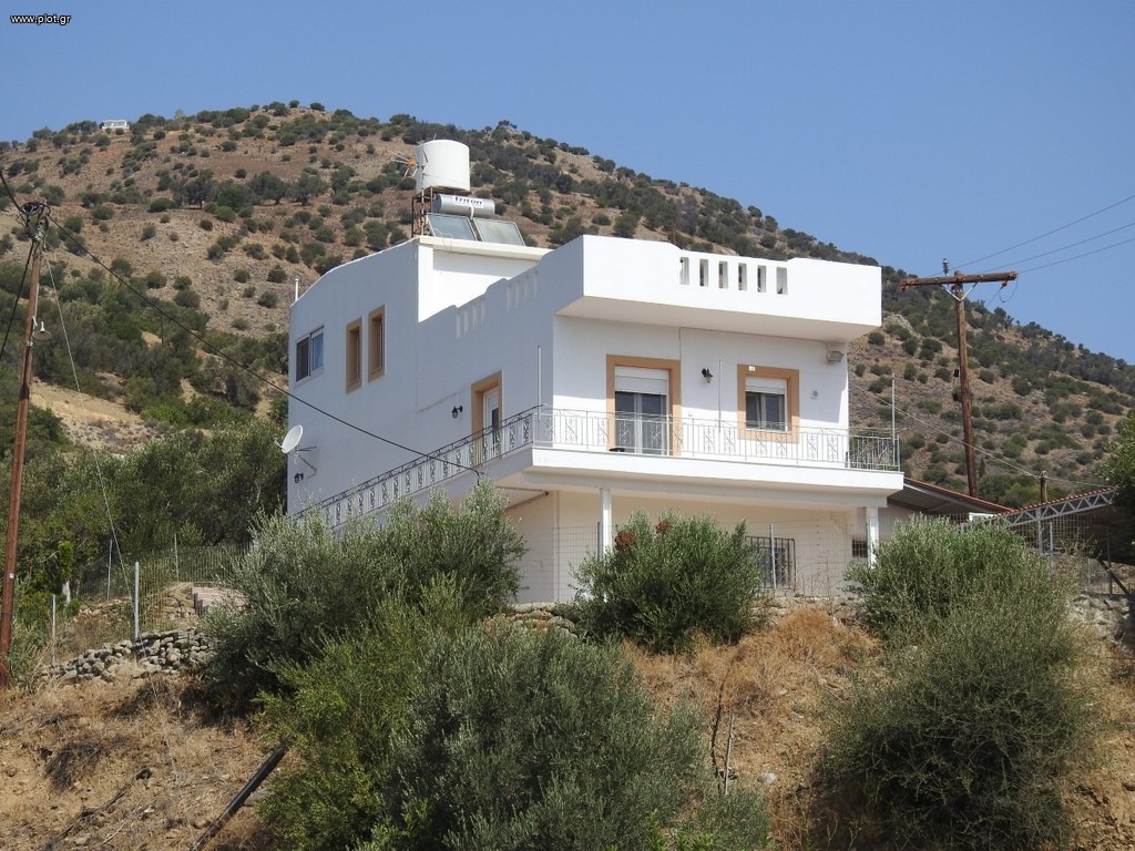 Μονοκατοικία 200 τ.μ. πρός πώληση, Ν. Ρεθύμνου, Λάμπη