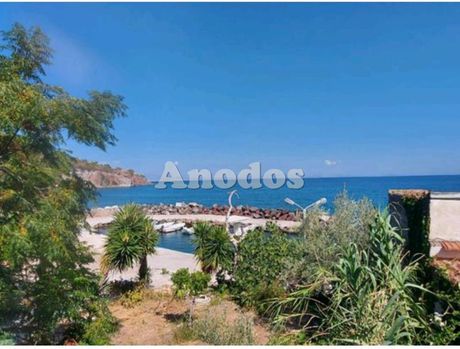 Land plot 350sqm for sale-Aegina » Center