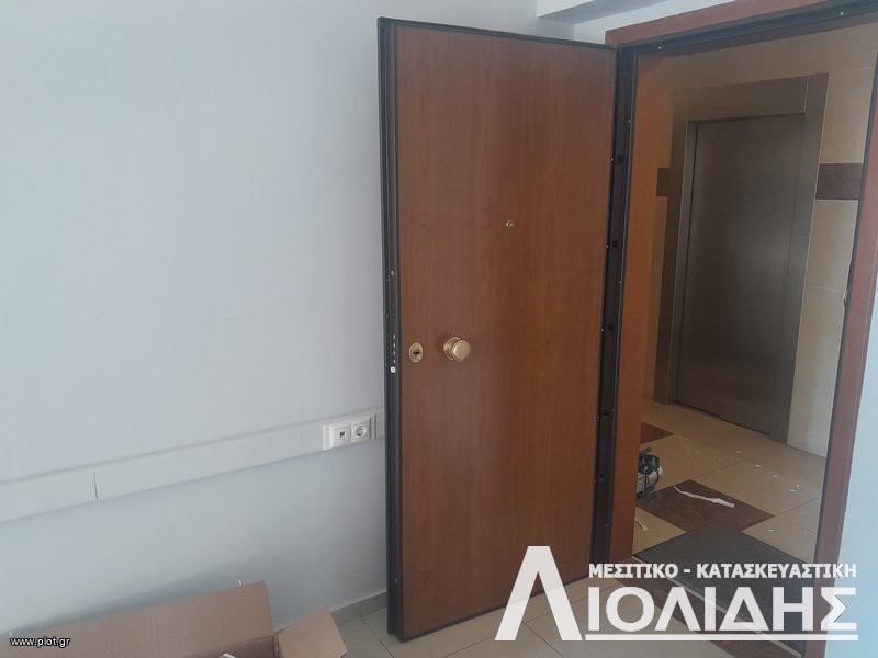 Γραφείο 60 τ.μ. πρός ενοικίαση, Θεσσαλονίκη - Κέντρο, Σταθμός Οσε