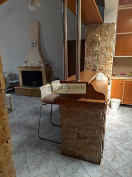 Μονοκατοικία 90τ.μ. για ενοικίαση-Αρτέμιδα (λούτσα)