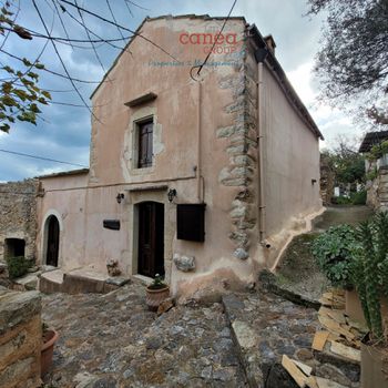 Maisonette 80sqm for rent-Chania » Palia Poli