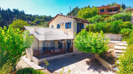 Μονοκατοικία 100τ.μ. για πώληση-Αιγείρα