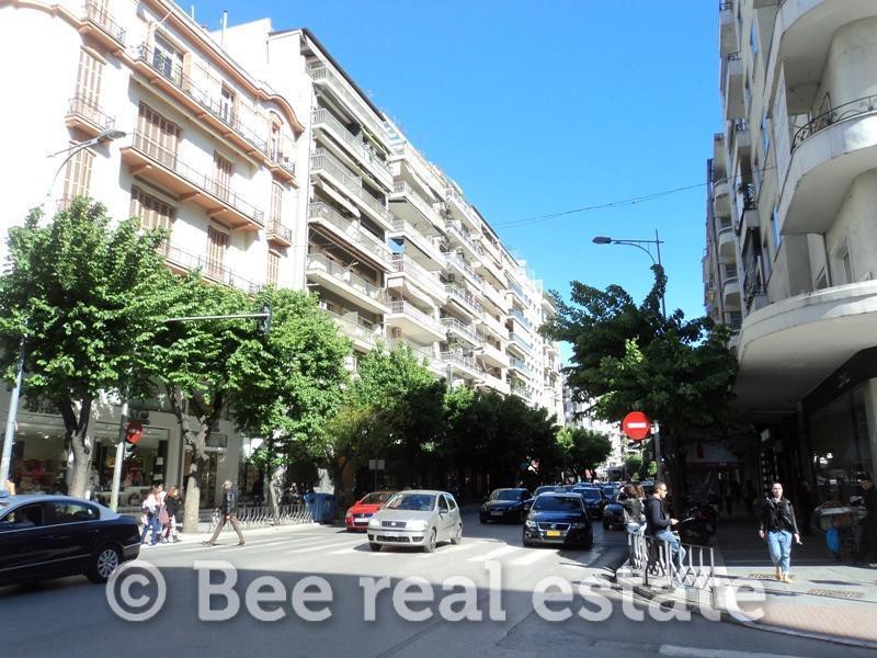 Κατάστημα 300 τ.μ. πρός ενοικίαση, Θεσσαλονίκη - Κέντρο, Λευκός Πύργος