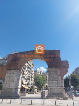 Κατάστημα 11τ.μ. για πώληση-Υπόλοιπο κέντρου θεσσαλονίκης
