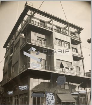 Επιχειρηματικό κτίριο 900τ.μ. για πώληση-Λιμάνι