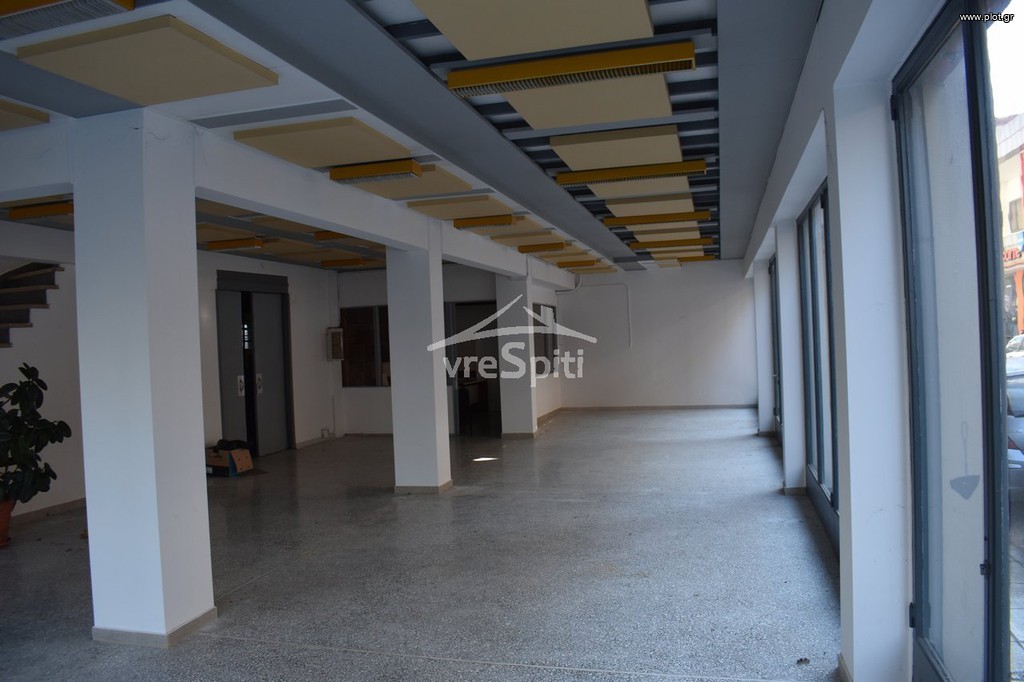 Κατάστημα 210 τ.μ. προς ενοικίαση, Ν. Ιωαννίνων, Ιωάννινα