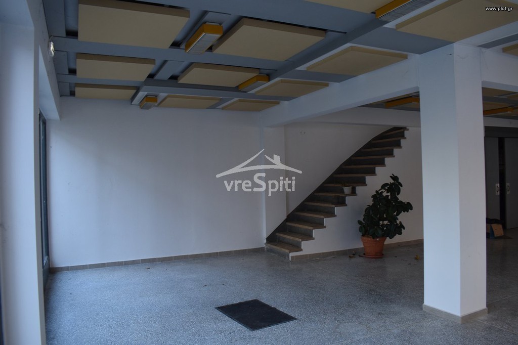Κατάστημα 210 τ.μ. προς ενοικίαση, Ν. Ιωαννίνων, Ιωάννινα