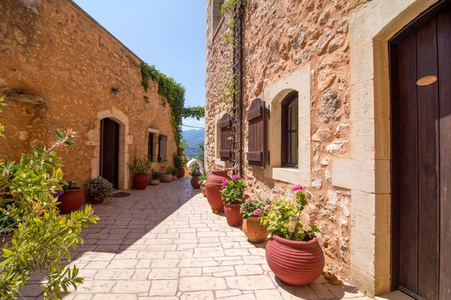 Apartment complex 533 sqm for sale, Chania Prefecture, Armenoi