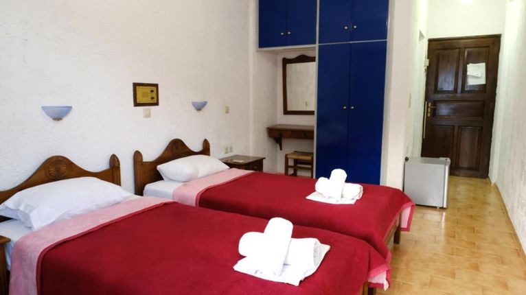 Hotel 1.146 sqm for sale, Rethymno Prefecture, Lampi