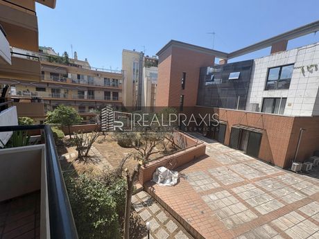 Studio 35sqm for rent-Papafi