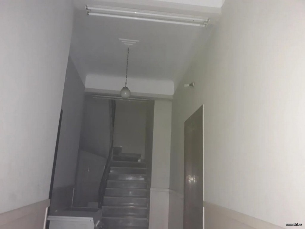 Επιχειρηματικό κτίριο 252 τ.μ. προς πώληση, Κολωνός - Κολοκυνθούς