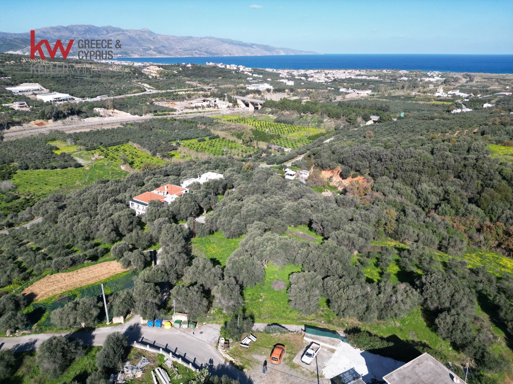 Οικόπεδο 4.193,87 τ.μ. προς πώληση, Βλαχερωνίτισσα
