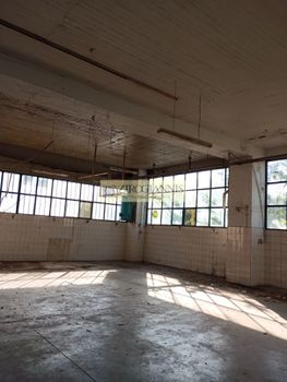 Industrial space 400sqm for rent-Peristeri
