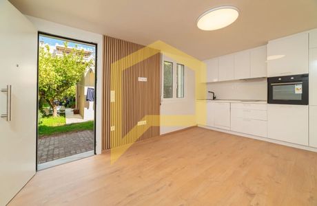 Apartment 40sqm for sale-Glyfada » Golf