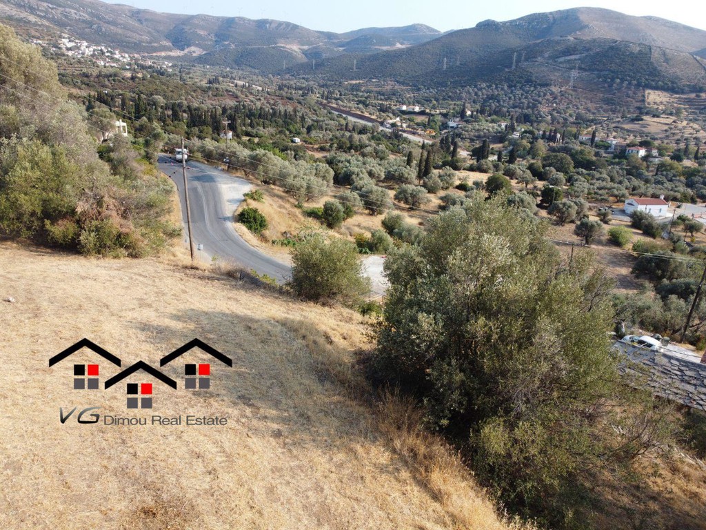 Οικόπεδο 4.700 τ.μ. προς πώληση, Κέντρο Στύρων