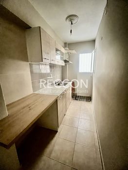 Studio 37sqm for sale-Ilisia » Hilton