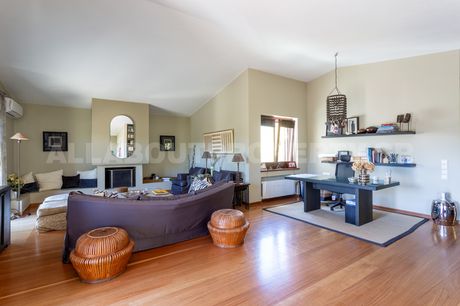 Apartment 198sqm for sale-Penteli
