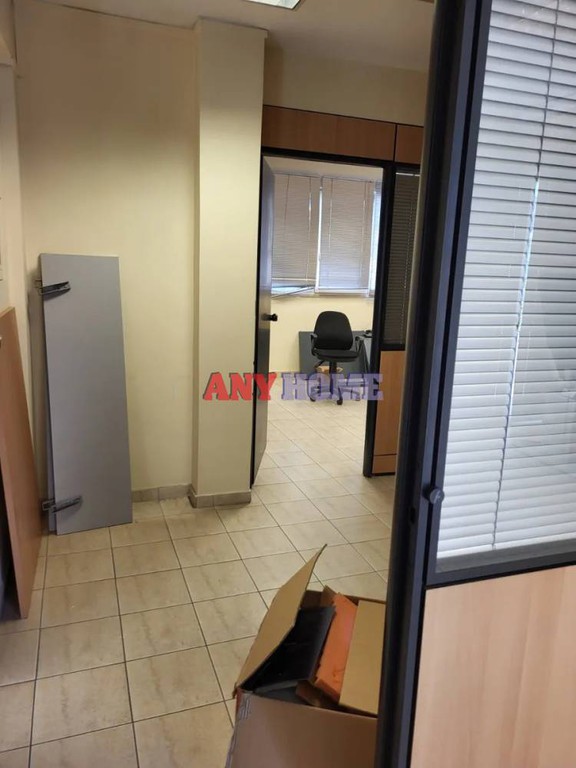 Γραφείο 110 τ.μ. προς ενοικίαση, Δέρκων