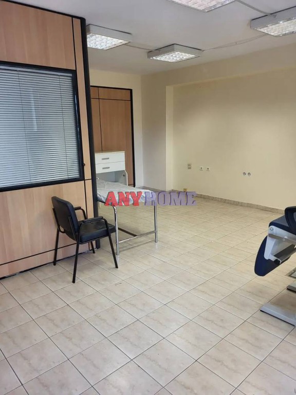 Γραφείο 110 τ.μ. προς ενοικίαση, Δέρκων