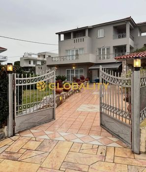 Maisonette 190sqm for rent-Markopoulo