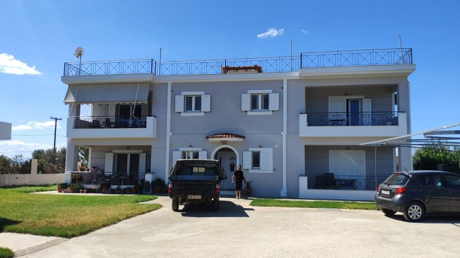 Συγκρότημα διαμερισμάτων 360 τ.μ. πρός πώληση, Εύβοια, Ερέτρια