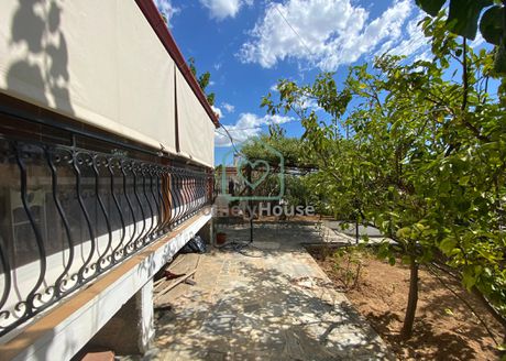 Maisonette 160sqm for sale-Agioi Theodoroi » Center