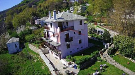 Hotel 400sqm for sale-Mouresi » Tsagkarada