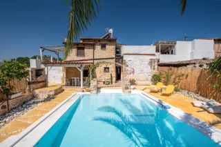 Συγκρότημα διαμερισμάτων 855 τ.μ. για πώληση, Ν. Ρεθύμνου, Ρέθυμνο-thumb-8
