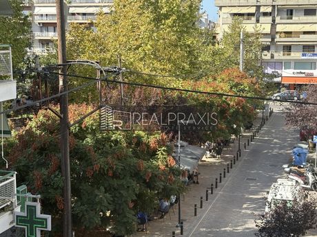 Διαμέρισμα 100τ.μ. για πώληση-Χαριλάου