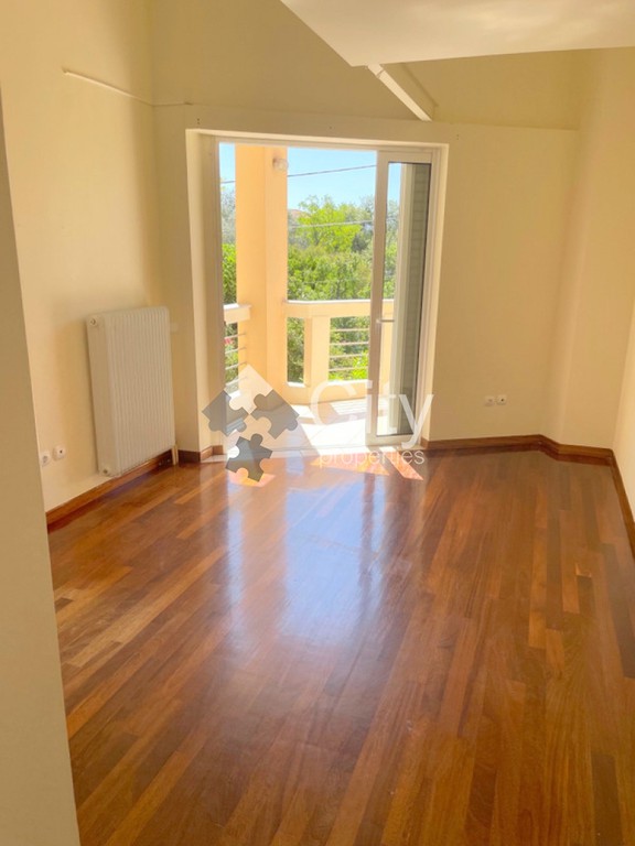 Μεζονέτα 260 τ.μ. πρός ενοικίαση, Αθήνα - Βόρεια Προάστια, Κηφισιά