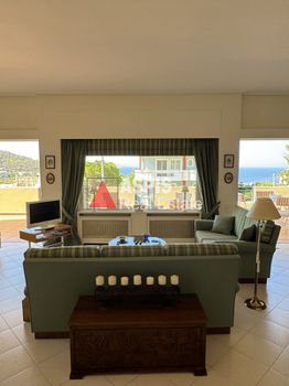 Μονοκατοικία 200τ.μ. για πώληση-Σαρωνίδα