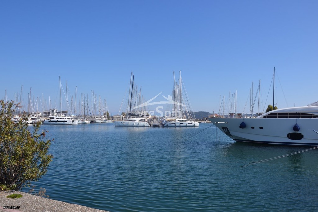 Κατάστημα 165 τ.μ. για πώληση, Ν. Πρέβεζας, Πρέβεζα