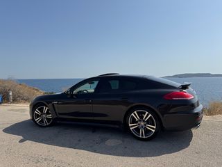Porsche Panamera 2016 DIESEL-thumb-2