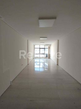 Office 50sqm for rent-Center