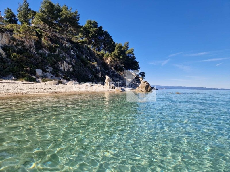 Συγκρότημα διαμερισμάτων 420 τ.μ. προς πώληση, Βουρβουρού