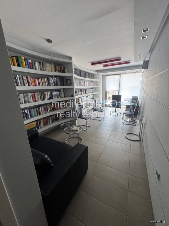 Office 55 sqm for sale, Thessaloniki - Center, Vardaris