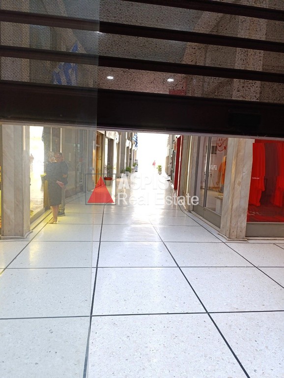 Κατάστημα 21 τ.μ. προς πώληση, Πλατεία Κλαυθμώνος