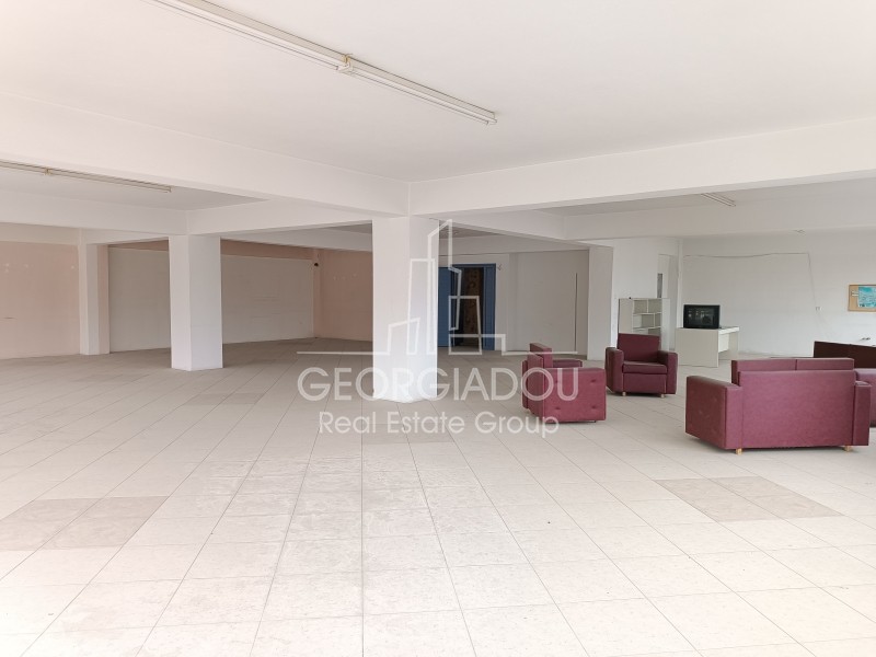 Επιχειρηματικό κτίριο 1.250 τ.μ. πρός πώληση, Θεσσαλονίκη - Περιφ/Κοί Δήμοι, Πολίχνη
