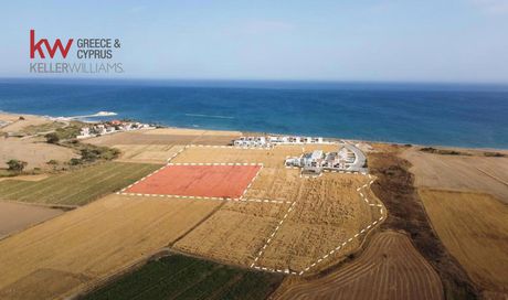 Αγροτεμάχια 10.000τ.μ. για πώληση-Σοφτάδες