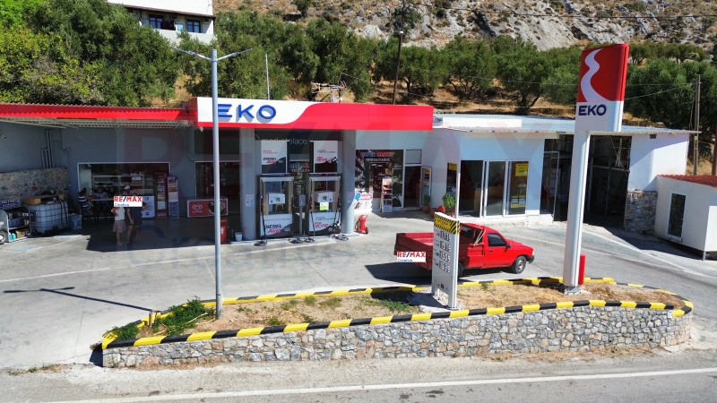 Επιχείρηση 1.000 τ.μ. πρός πώληση, Ν. Ρεθύμνου, Φοινίκας
