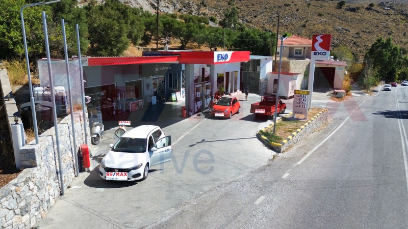 Επιχείρηση 1.000 τ.μ. πρός πώληση, Ν. Ρεθύμνου, Φοινίκας