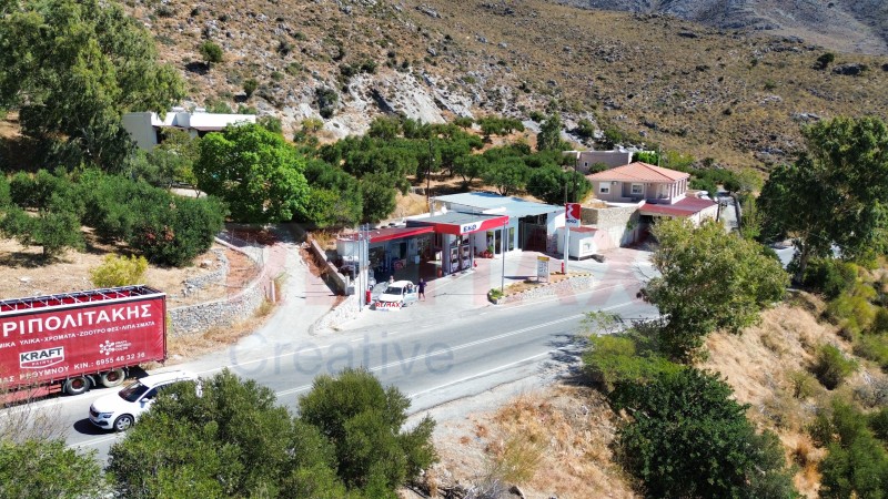 Επιχείρηση 1.000 τ.μ. πρός πώληση, Ν. Ρεθύμνου, Φοινίκας