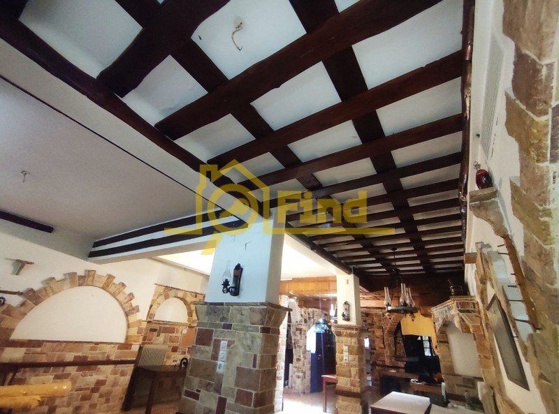 Αίθουσα 180 τ.μ. πρός πώληση, Αθήνα - Νότια Προάστια, Βύρωνας