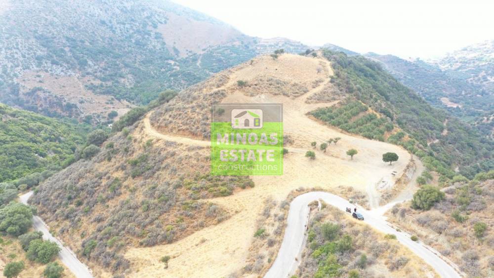 Αγροτεμάχια 43.000 τ.μ. προς πώληση, Κάτω Παλαιόκαστρο